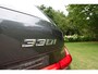 BMW 3-Serie Touring 330i High Executive M-sport | Adaptieve Cruise | Trekhaak | Camera | CarPlay | LED |