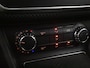 Mercedes-Benz A-klasse 180 Business Solution AMG | Cruise control | Climate control | Sport stoelen | Apple carplay Android auto | Elecktr ramen | LED | 17"LMV