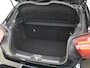 Mercedes-Benz A-klasse 180 Business Solution AMG | Cruise control | Climate control | Sport stoelen | Apple carplay Android auto | Elecktr ramen | LED | 17"LMV