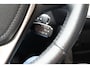 Toyota RAV4 2.0 Dynamic 4WD Handgeschakeld | Climate control met 2 gescheiden klimaatzones | Toyota Touch® 2 met 6 speakers | parkeerhulpcamera achter | lichtsensor (automatische verlichting) | automatisch dimmen