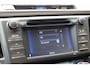 Toyota RAV4 2.0 Dynamic 4WD Handgeschakeld | Climate control met 2 gescheiden klimaatzones | Toyota Touch® 2 met 6 speakers | parkeerhulpcamera achter | lichtsensor (automatische verlichting) | automatisch dimmen