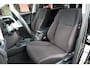 Toyota RAV4 2.0 Dynamic 4WD Handgeschakeld | Climate control met 2 gescheiden klimaatzones | Toyota Touch® 2 met 6 speakers | parkeerhulpcamera achter | lichtsensor (automatische verlichting) | automatisch dimmen
