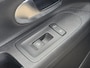 Volkswagen Up! 1.0 move up! BlueMotion Airco | Navigatie | Lage km stand!