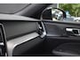 Volvo V60 2.0 B3 Plus Dark l Elektrisch verstelbare voorstoelen + geheugen l 360 graden camera l Harman & Kardon Premium audiosysteem l Trekhaak l Verwarmbare voorstoelen + stuur l Adaptieve cruise control + Pilot Assist l