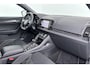 Skoda Karoq 1.5 TSI ACT Sportline Business Sportief silhouet in Black Magic, met alle ruimte die je van een Karoq verwacht