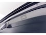 Skoda Karoq 1.5 TSI ACT Sportline Business Sportief silhouet in Black Magic, met alle ruimte die je van een Karoq verwacht