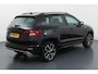 Skoda Karoq 1.5 TSI ACT Sportline Business Sportief silhouet in Black Magic, met alle ruimte die je van een Karoq verwacht