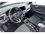 Kia Stonic 1.0 T-GDi MHEV DynamicPlusLine Slim aangedreven SUV boordevol rijhulpsystemen