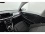 Kia Stonic 1.0 T-GDi MHEV DynamicPlusLine Slim aangedreven SUV boordevol rijhulpsystemen