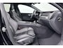 Volvo V60 2.0 T8 Plug-in hybrid AWD Ultimate Dark Zweedse verfijning met een krachtig hybride hart