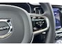 Volvo V60 2.0 T8 Plug-in hybrid AWD Ultimate Dark Zweedse verfijning met een krachtig hybride hart