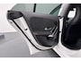 Mercedes-Benz CLA 200 Business Solution AMG Sportieve AMG-styling met een verrassend luxueuze afwerking