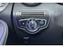 Mercedes-Benz GLC 300e 4MATIC Business Solution AMG Luxueuze plug-in hybride SUV met sportieve AMG-uitstraling