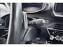 Peugeot 2008 1.2 PureTech Blue Lease Allure Stijlvolle SUV met slimme rijhulpsystemen