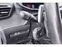 Peugeot 2008 1.2 PureTech Blue Lease Allure Stijlvolle SUV met slimme rijhulpsystemen
