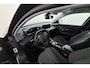 Peugeot 2008 1.2 PureTech Blue Lease Allure Stijlvolle SUV met slimme rijhulpsystemen