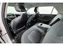 Kia Niro EV Light Edition 64.8 kWh Volledig elektrisch rijden met slimme rijhulpsystemen aan boord
