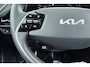 Kia Niro EV Light Edition 64.8 kWh Volledig elektrisch rijden met slimme rijhulpsystemen aan boord