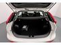 Kia Niro EV Light Edition 64.8 kWh Volledig elektrisch rijden met slimme rijhulpsystemen aan boord