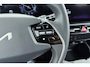 Kia Niro EV Light Edition 64.8 kWh Volledig elektrisch rijden met slimme rijhulpsystemen aan boord