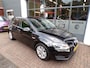 Volkswagen Golf 1.0 TSI Connected Series CILMA,NAVI,PDC !!!