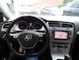 Volkswagen Golf 1.0 TSI Connected Series CILMA,NAVI,PDC !!!