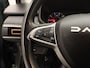 Dacia Jogger TCe 110 Extreme 7p. | Medianav met Apple CarPlay & Android Auto | Parkeersensoren v+a met achteruitrijcamera | Cruise control | Climate Control | Blind spot warning |