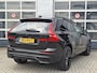 Volvo XC60 2.0 T6 Plug-in hybrid AWD Plus Black Edition | Panoramadak | Wegklapbare trekhaak | LED koplampen |