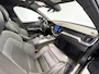 Volvo XC60 2.0 T6 Plug-in hybrid AWD Plus Black Edition | Panoramadak | Wegklapbare trekhaak | LED koplampen |