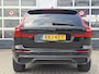 Volvo XC60 2.0 T6 Plug-in hybrid AWD Plus Black Edition | Panoramadak | Wegklapbare trekhaak | LED koplampen |