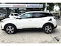 Peugeot 3008 1.6 Stekker Hybride 225 Luxe Allure * Automaat * Plug in * Super Luxe * * Navigatie * 1/2 Leder * Dodehoekbewaking * Stoelverwarming * L.M. Velgen * Trekhaak * WallBox Stekker * Vingerhoets; Vierde Generatie Eersteklas Service. Al meer dan 100 jaar een begrip in de Brabantse Kempen
