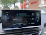 Peugeot 3008 1.6 Stekker Hybride 225 Luxe Allure * Automaat * Plug in * Super Luxe * * Navigatie * 1/2 Leder * Dodehoekbewaking * Stoelverwarming * L.M. Velgen * Trekhaak * WallBox Stekker * Vingerhoets; Vierde Generatie Eersteklas Service. Al meer dan 100 jaar een begrip in de Brabantse Kempen
