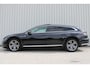 Volkswagen Arteon Shooting Brake 2.0 TSI R-Line Business+ | Incl. 12 maanden garantie | Adaptieve cruise control | Schuif/kantel dak | Apple carplay/Android auto | Climate control | Stoelverwarming Voor + Achter |