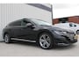 Volkswagen Arteon Shooting Brake 2.0 TSI R-Line Business+ | Incl. 12 maanden garantie | Adaptieve cruise control | Schuif/kantel dak | Apple carplay/Android auto | Climate control | Stoelverwarming Voor + Achter |