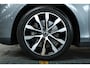 Volvo V40 T3 Automaat Dynamic Edition | Panoramadak | Climate Control | Stoelverwarming | Parkeercamera | Keyless Entree | Parkeersensoren voor + achter | Dealeronderhouden | High Performance Audio | Volvo on Call |