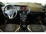 Volvo V40 T3 Automaat Dynamic Edition | Panoramadak | Climate Control | Stoelverwarming | Parkeercamera | Keyless Entree | Parkeersensoren voor + achter | Dealeronderhouden | High Performance Audio | Volvo on Call |