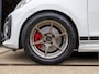 Volkswagen Up! 1.0 TSI GTI *Beats | Cruise | Clima | Stoelverwarming | Camera | Sensoren | 15" | LED*