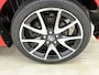 Toyota Yaris 1.5 Hybrid Launch Edition | JBL | Head-Up Display | stoel+stuurverwarming | Dodehoek detectie | Parkeersensoren voor+achter | Navigatie | Apple CarPlay/Android Auto | Cruise Control Adaptive |