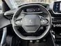 Peugeot 2008 Benzine 130 Pk * Hele Complete * * Trekhaak * Navigatie * Vierseizoenenbanden * Achteruitrij Camera * 1/2 Lederen Interieur * Keyless Start Button * Climate & Cruise Control * Vingerhoets; Vierde Generatie Eersteklas Service. Al meer dan 100 jaar een begrip in de Brabantse Kempen