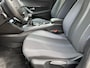 Peugeot 2008 Benzine 130 Pk * Hele Complete * * Trekhaak * Navigatie * Vierseizoenenbanden * Achteruitrij Camera * 1/2 Lederen Interieur * Keyless Start Button * Climate & Cruise Control * Vingerhoets; Vierde Generatie Eersteklas Service. Al meer dan 100 jaar een begrip in de Brabantse Kempen