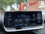 Peugeot 2008 Benzine 130 Pk * Hele Complete * * Trekhaak * Navigatie * Vierseizoenenbanden * Achteruitrij Camera * 1/2 Lederen Interieur * Keyless Start Button * Climate & Cruise Control * Vingerhoets; Vierde Generatie Eersteklas Service. Al meer dan 100 jaar een begrip in de Brabantse Kempen