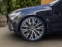 Volvo XC60 2.0 T6 Plug-in hybrid AWD Ultimate Dark | Long Range! | Luchtvering | 22" Velgen | Head-up | Pano | Memory | Harman/Kardon