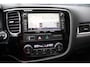Mitsubishi Outlander 2.0 PHEV instyle - LEDER - LED - NAVIGATIE - CAMERA - TREKHAAK - SCHUIFDAK