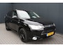 Mitsubishi Outlander 2.0 PHEV instyle - LEDER - LED - NAVIGATIE - CAMERA - TREKHAAK - SCHUIFDAK