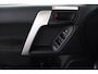Toyota Land Cruiser 2.8 D-4D-F Comfort Window Van | Trekhaak | Parkeer sensoren | Parkeer camera |