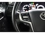 Toyota Land Cruiser 2.8 D-4D-F Comfort Window Van | Trekhaak | Parkeer sensoren | Parkeer camera |