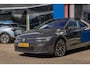 Volkswagen Golf 1.0 eTSI Life | Apple Carplay/Android Auto | Electronic climate controle | Parkeersensoren | Keyless | Airco separaat achter | Apple Carplay/Android Auto|telefoonintegratie premium | Cruise control adaptief