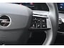 Opel Astra 1.2 Edition | Navi by app | Cruise control | DAB | Extra getint glas (Achter) | LMV 16" | Parkeer sensoren voor en achter |