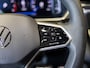 Volkswagen Tiguan 1.5 TSI R-Line Business+ / 150pk / NAP / Panorama dak / Stoelverwarming / Voorruit verwarming /