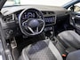 Volkswagen Tiguan 1.5 TSI R-Line Business+ / 150pk / NAP / Panorama dak / Stoelverwarming / Voorruit verwarming /